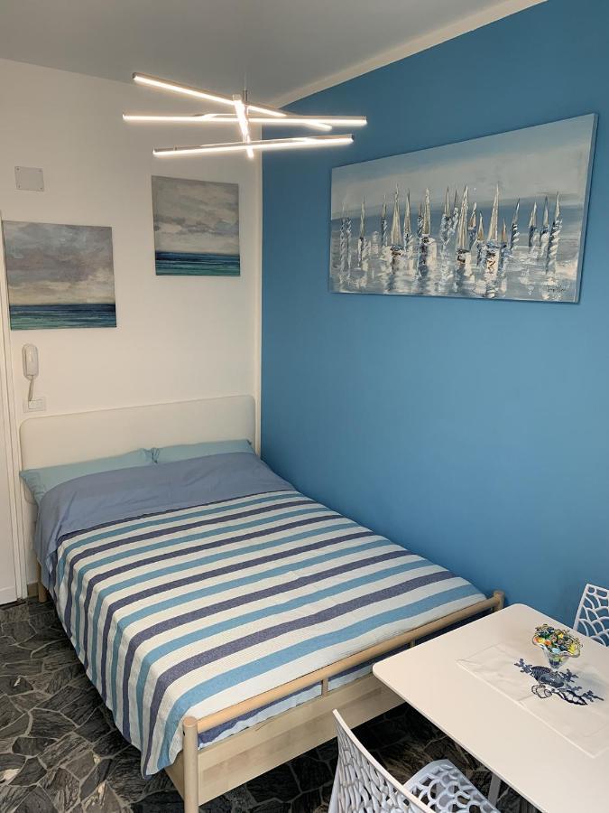 Appartement Indipendent Blue à Ferrare Extérieur photo